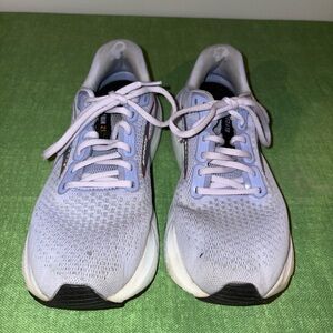 Brooks Women's Lavender Running Sneakers